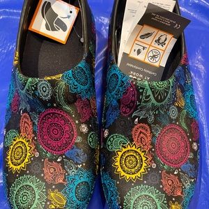 Womens Graphic clog